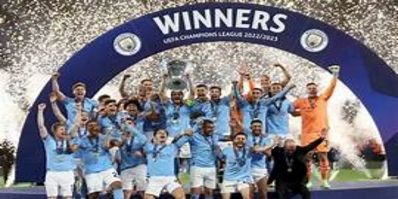 三冠王时代演变：从传奇起点到现代豪门统治  - 开云体育