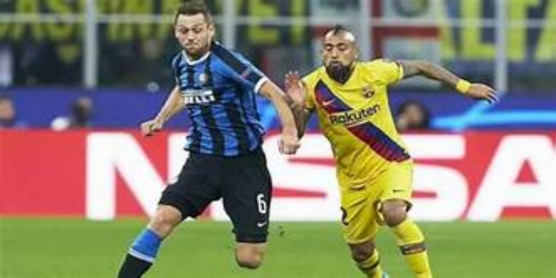 巴萨连续空场作战：开云体育解析心理与竞技影响-开云体育