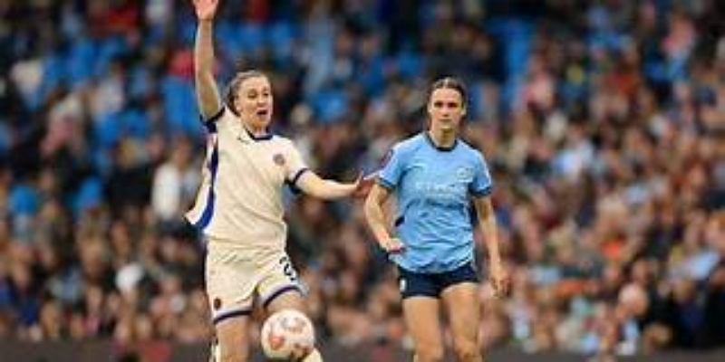 开云体育还原关键战役：德比平局决定欧冠命运-开云体育